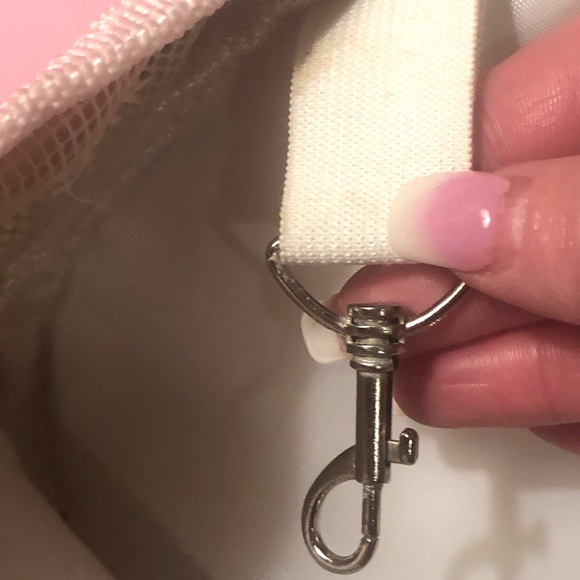 Authentic Barbie Small Dog Purse.Paris Hilton Inspired. Easy to Clean. - Picture 16 of 16